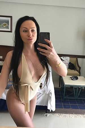 Лола, 89585787571