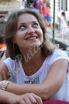 Елена Каптелова, 84996772389