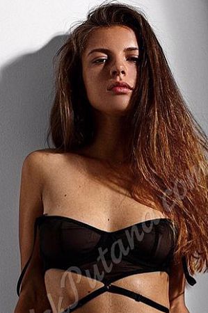 Камила, 89585787571
