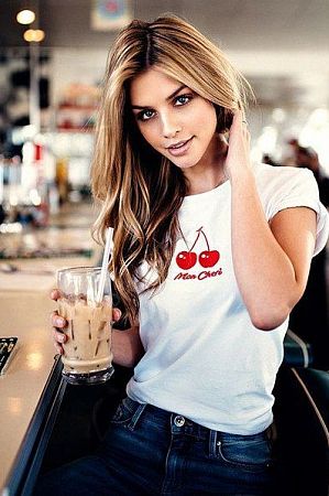 ЛИЗА, 89049531906